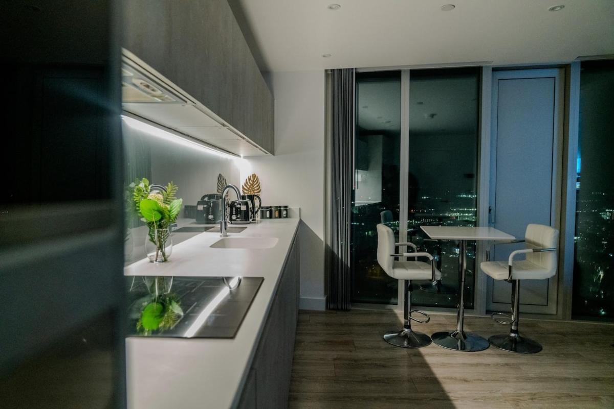 Luxury 2 Bed Penthouse With Stunning Views In Manchester City Centre מראה חיצוני תמונה